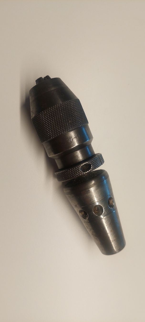 Aciera Tutti gli attrezzi: Aciera 22 Aufname mit Albrecht Bohrfutter 0-6.5mm – Usato da Oberentfelden venduto da hrc600