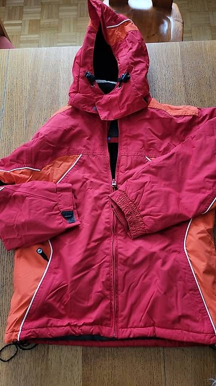 Vestes & Manteaux: Skijacke Gr. 164 – D'occasion à Rorschacherberg par Maku007