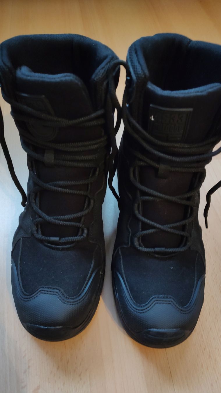 Scarpe da uomo: Wanderschuhe – Nuovo (secondo la descrizione) da Grenchen venduto da car_qq2t