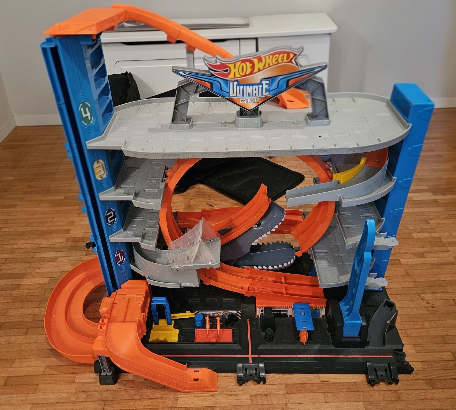 Hot Wheels Spielzeuge: HotWheel Bahn – Gebraucht aus Männedorf von MHoehener