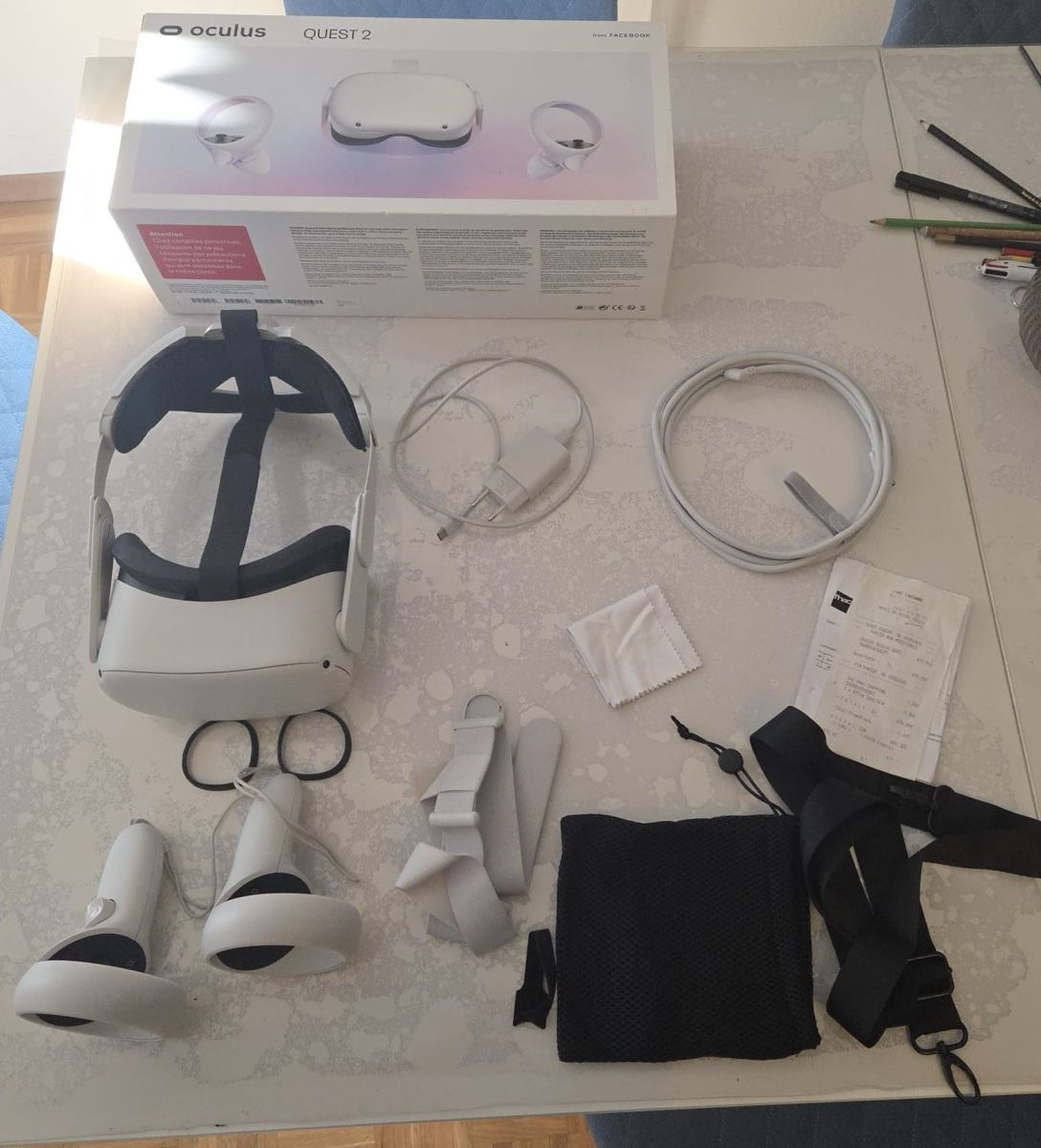 Meta Casco VR: META OCULUS QUEST 2 256 GO CASQUE VR – Nuovo (secondo la descrizione) da Givisiez venduto da dor_xb9k