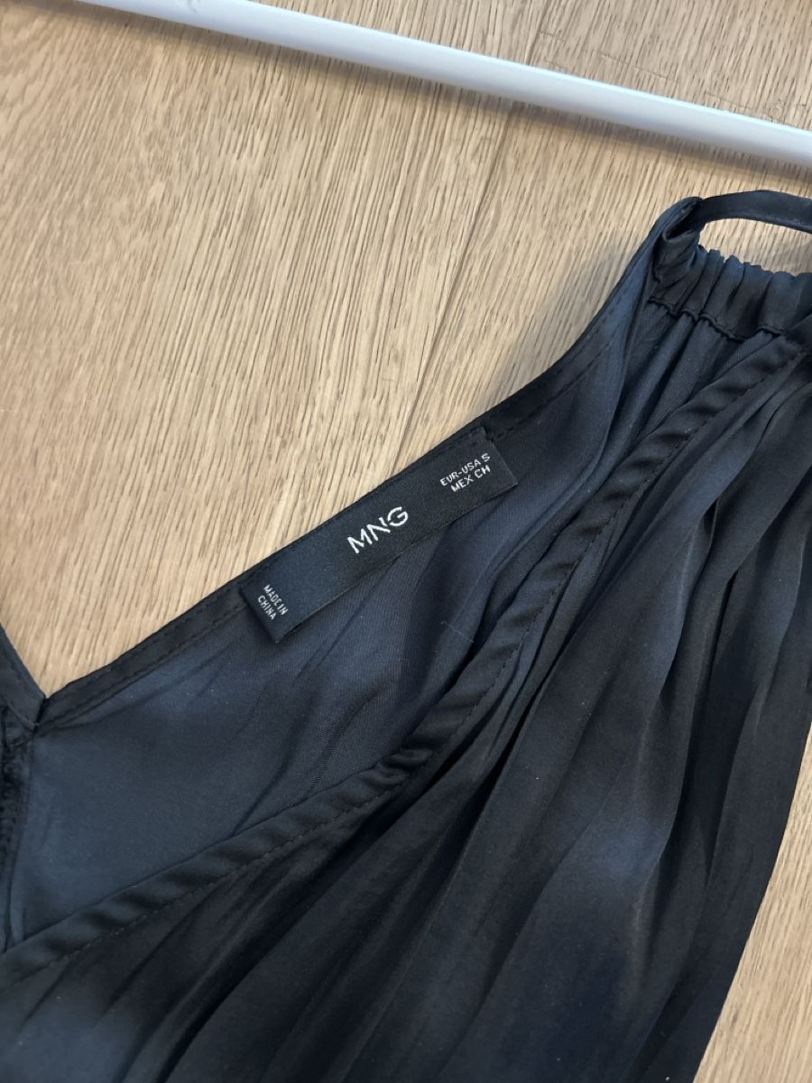 Mango Jumpsuits: Schwarzer Jumpsuit Mango S 36 34 – Gebraucht aus Schenkon von Smoothie 1