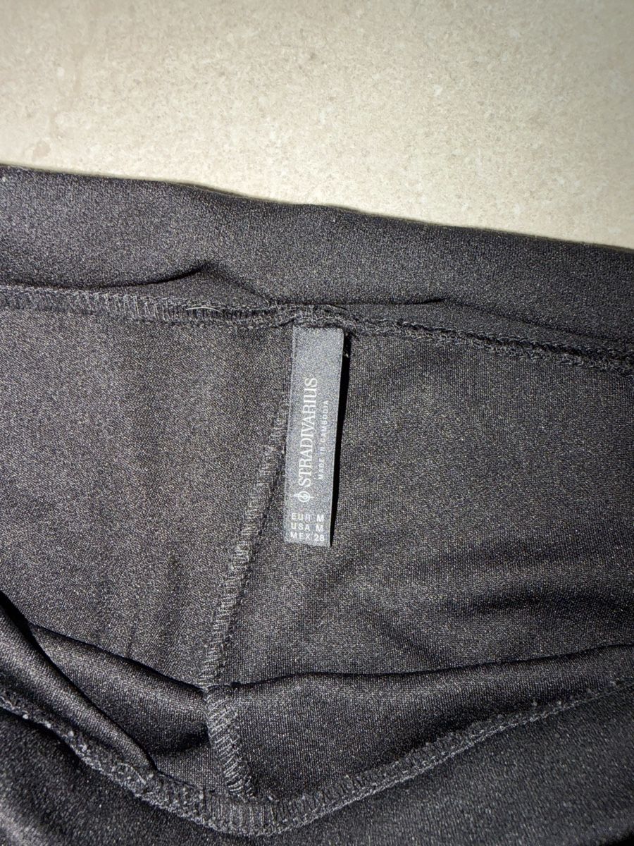 Stradivarius Pantaloni: Stradivarius Schlaghose Schwarz Grösse M – Usato da Illnau venduto da koko_33 3