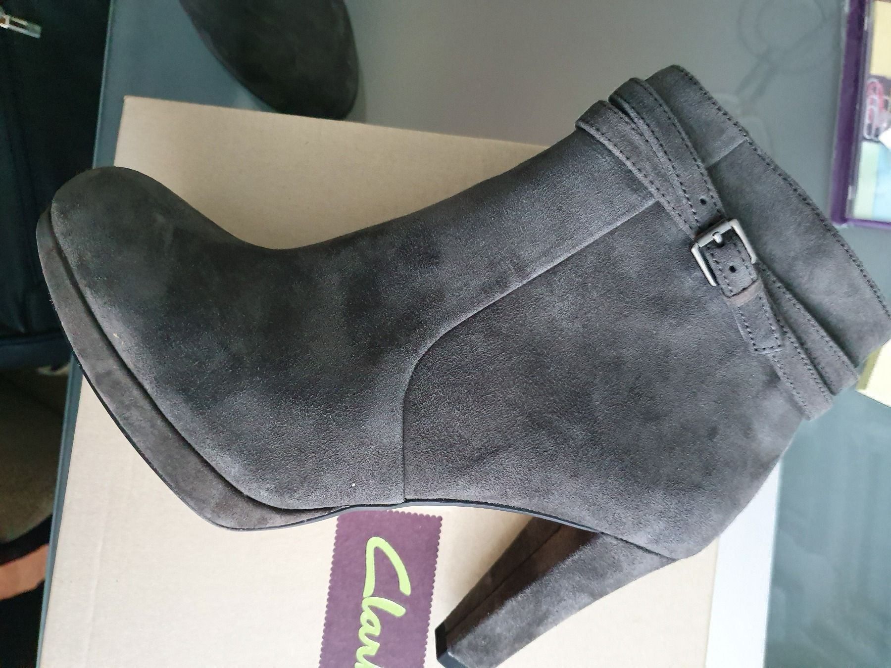 Damenschuhe: Leder Stiefeletten Gr. 41 neu – Neu und originalverpackt aus Thalwil von Coco2025 1