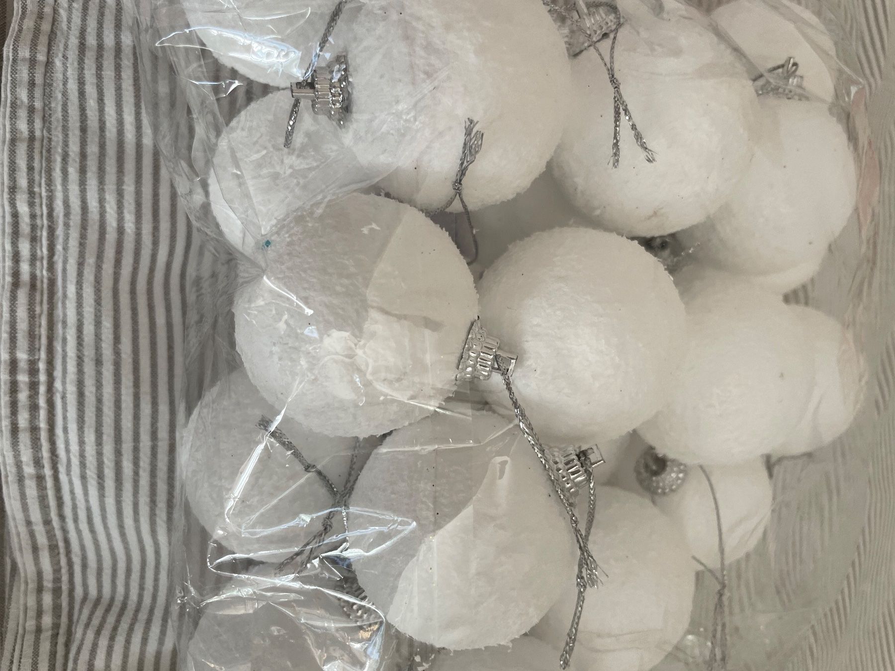 Tutte le decorazioni: Wiehnachtskugeln Schneeoptik – Nuovo e nell'imballaggio originale da Bern venduto da _celinski_ 2