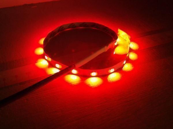 Ghirlande e barre luminose: LED-Streifen 100cm, 12V DC, rot – Nuovo (secondo la descrizione) da Luzern venduto da Salefactory 1