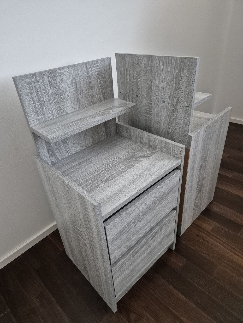 Comodini: 2 x Nachttische / Grey Oak – Usato da Schwerzenbach venduto da buebelle 3