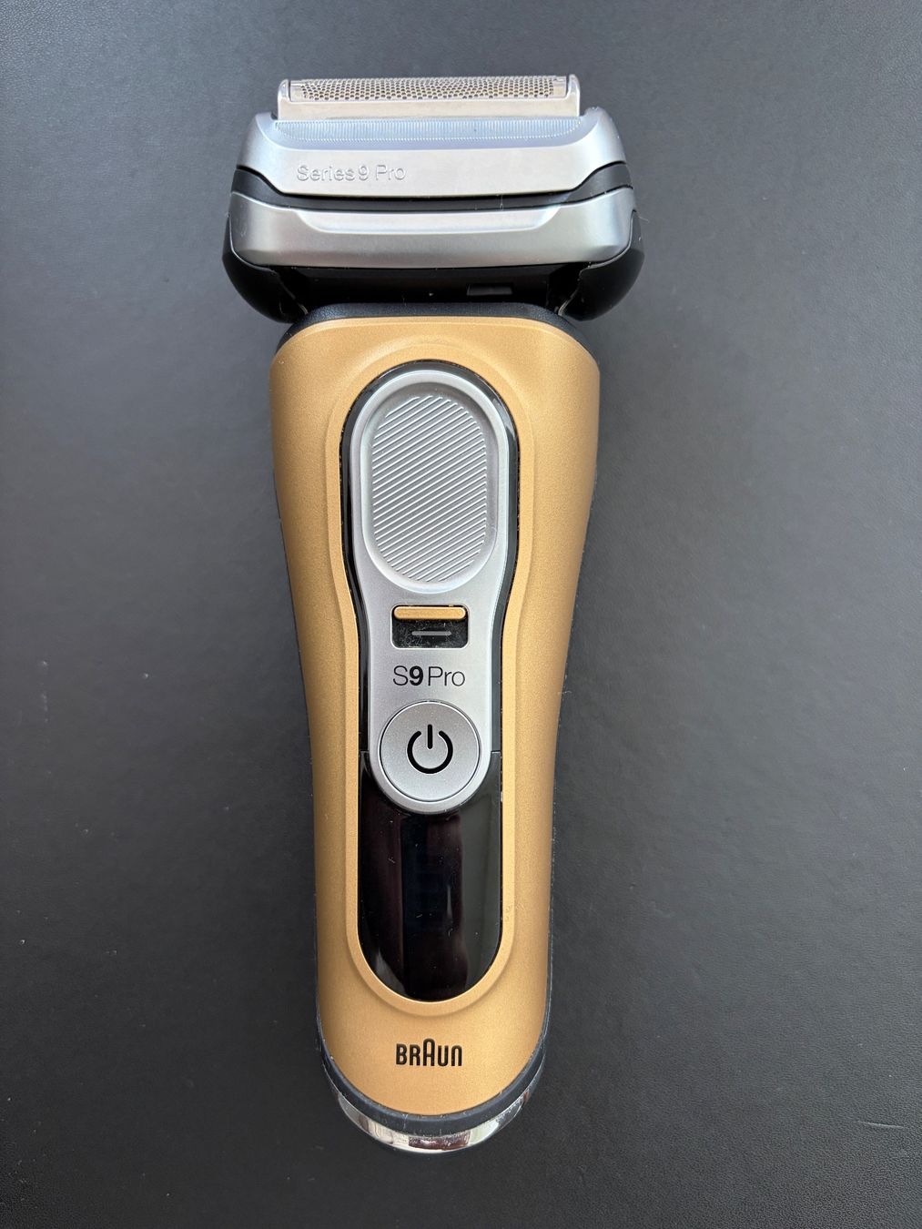 Braun Rasoi & Lamette da barba: Braun Series 9 wet&dry – Usato da Winterthur venduto da Wegweiser01