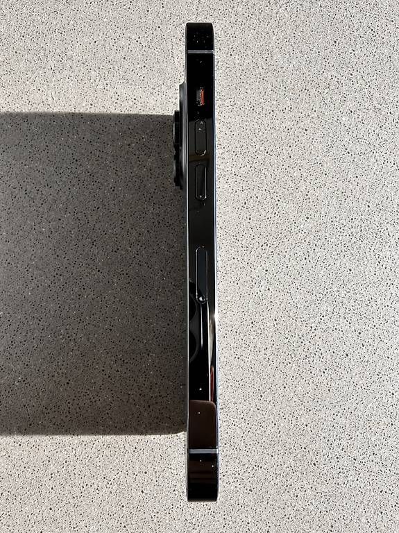 Apple Handys / Smartphones: Apple iPhone 14 Pro 128 GB – Gebraucht aus Lugano von ron_9rv8 2