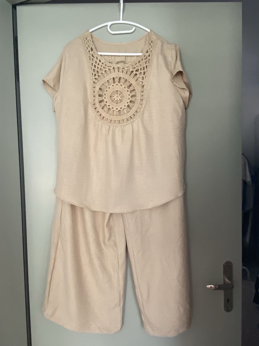 Completi & Tailleur: 2-Teiler Set Hose Bluse XL neu – Nuovo (secondo la descrizione) da Brugg AG venduto da Honeybee6
