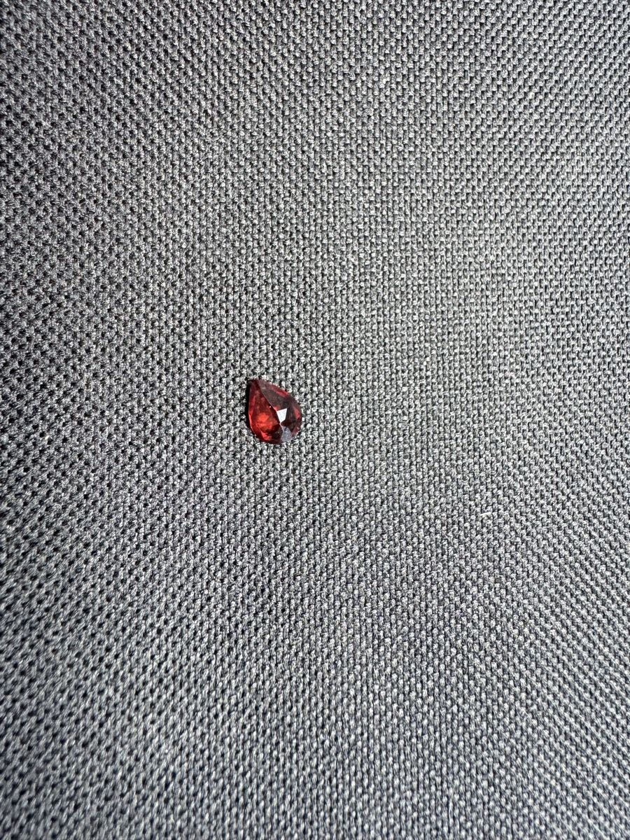 Pierres précieuses: Granat 1ct – Neuf avec emballage d'origine à Wängi par Horus90