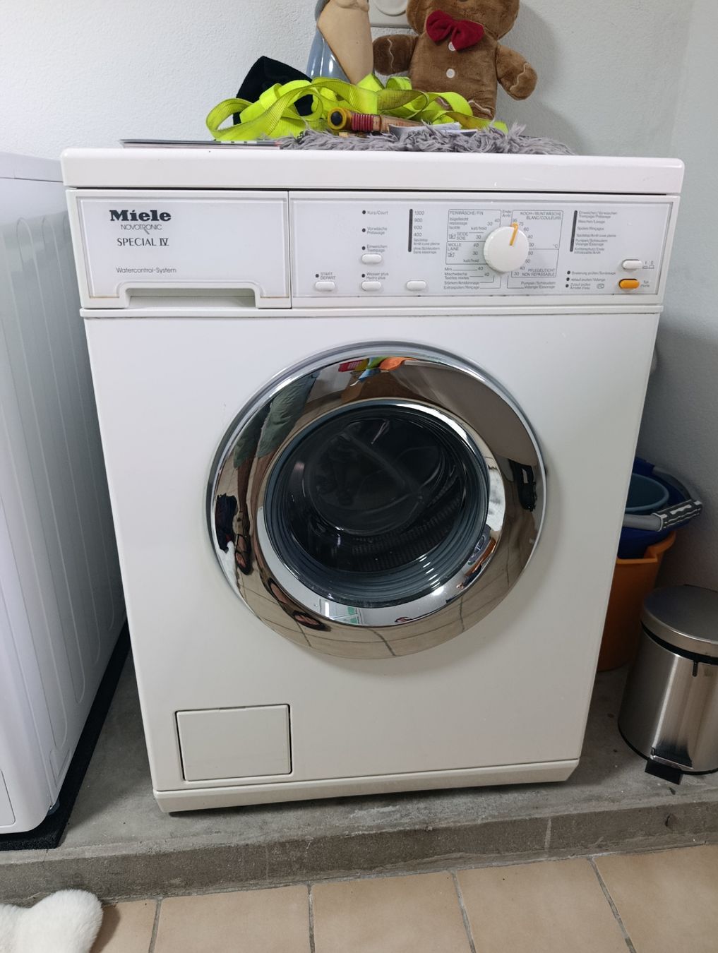 Miele Machines à laver: Miele machine à laver  – D'occasion à Monthey par Sws5 3