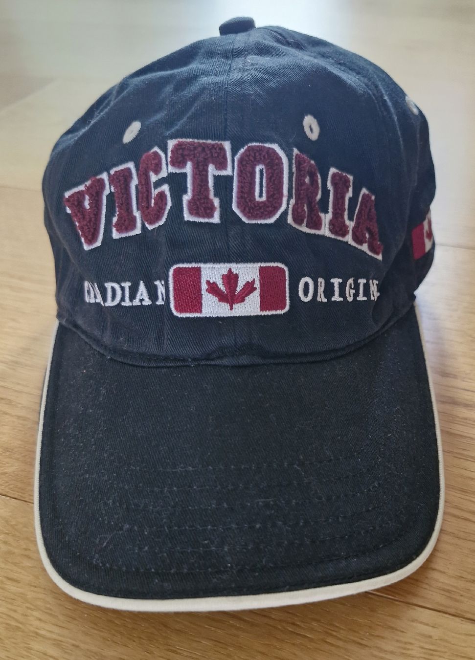 Copricapi, berretti & cappellini: Cap Victoria Canadian Original – Usato da Thun venduto da rinka3