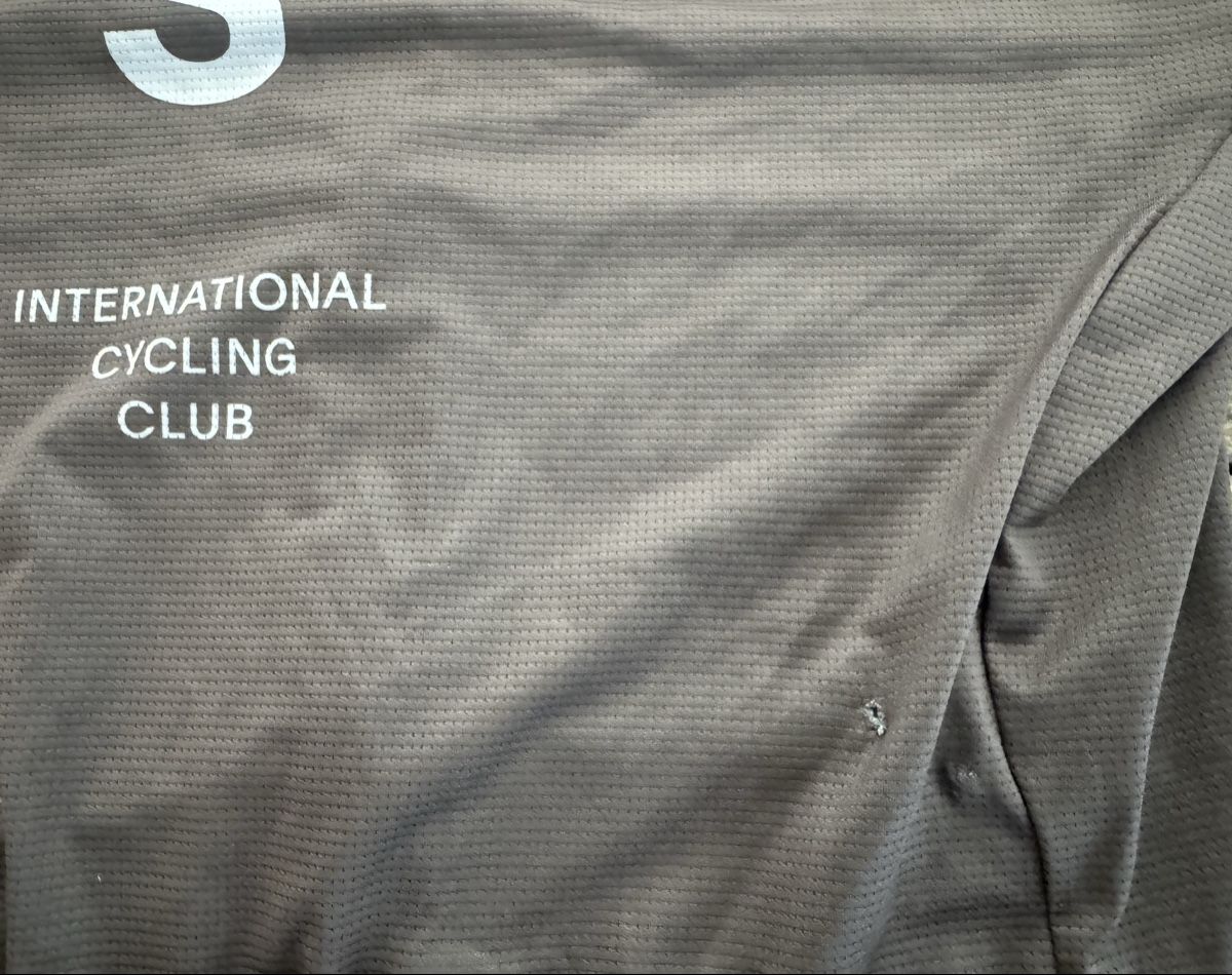 Pas Normal Studios Leibchen & Hosen: Maillot vélo Pas Normal Studios manche courte taille L  – Gebraucht aus Auvernier von ale_fb6n 2