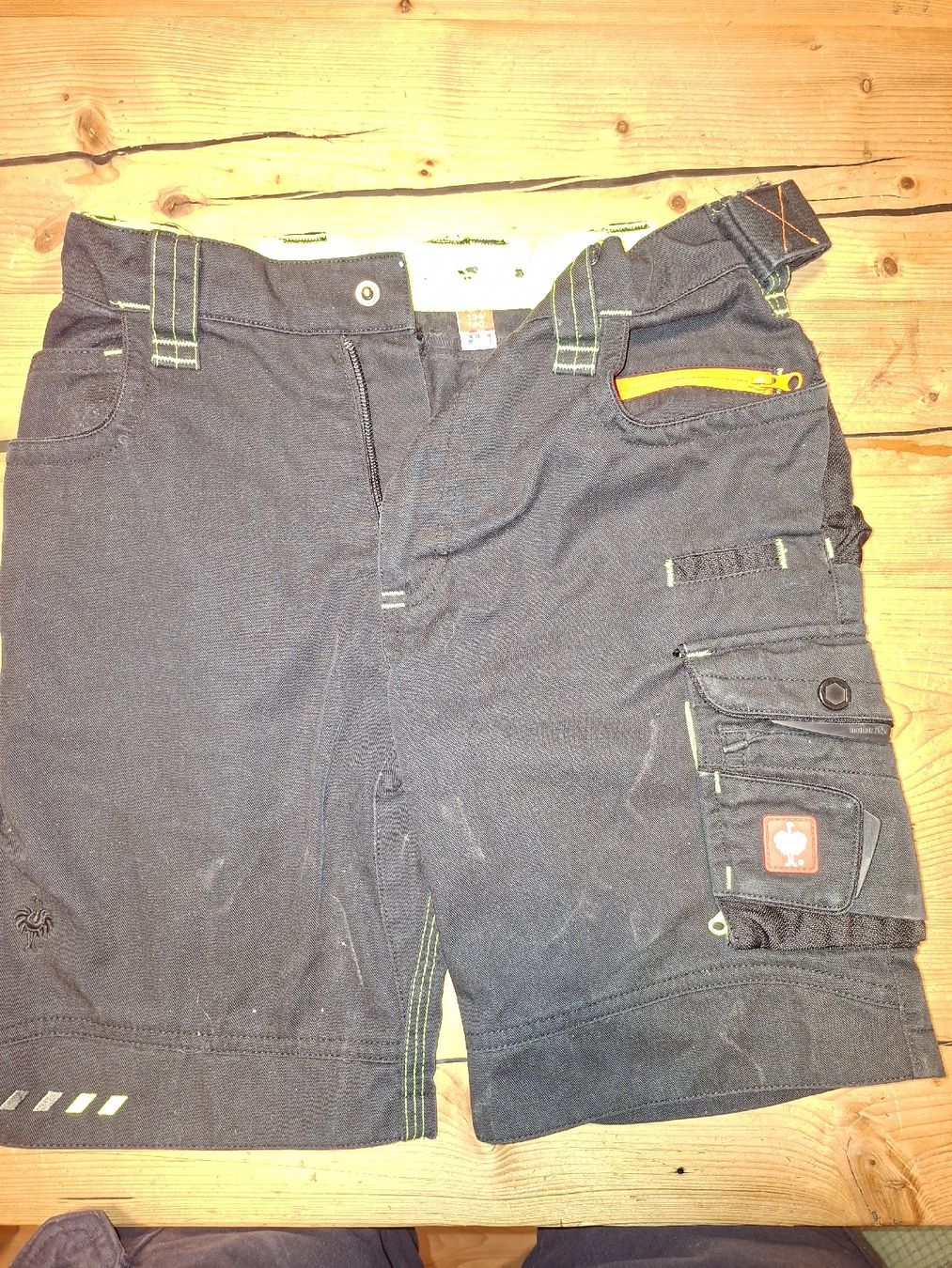 Engelbert Strauss Pantaloni: Engelbert Strauss Arbeitsshorts schwarz gebraucht – Usato da Latterbach venduto da ben_mn6f 1