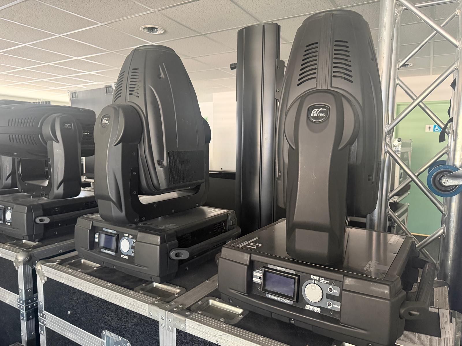 Robe Lampade: Robe ColorSpot 700E AT™ Moving Head inkl. Case – Usato da Chur venduto da gia_6dh2