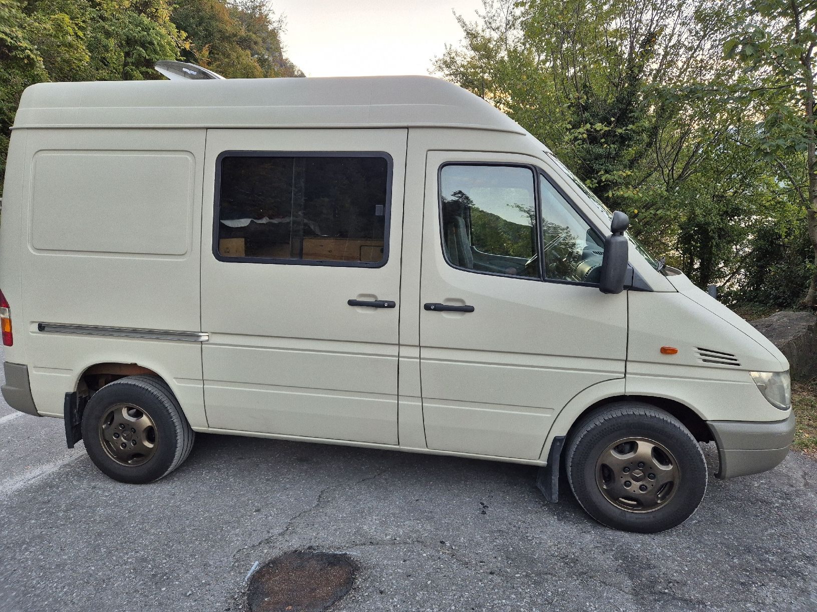 Mercedes-Benz Veicoli da campeggio: Mercedes Sprinter 313 Camper Motorwagen – Usato da Altendorf venduto da fpa_9y76