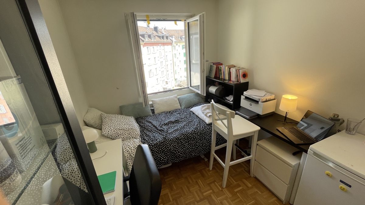 Ikea Letti: Komplett weißes Bett – Nuovo (secondo la descrizione) da Zürich venduto da aym_ls25 7