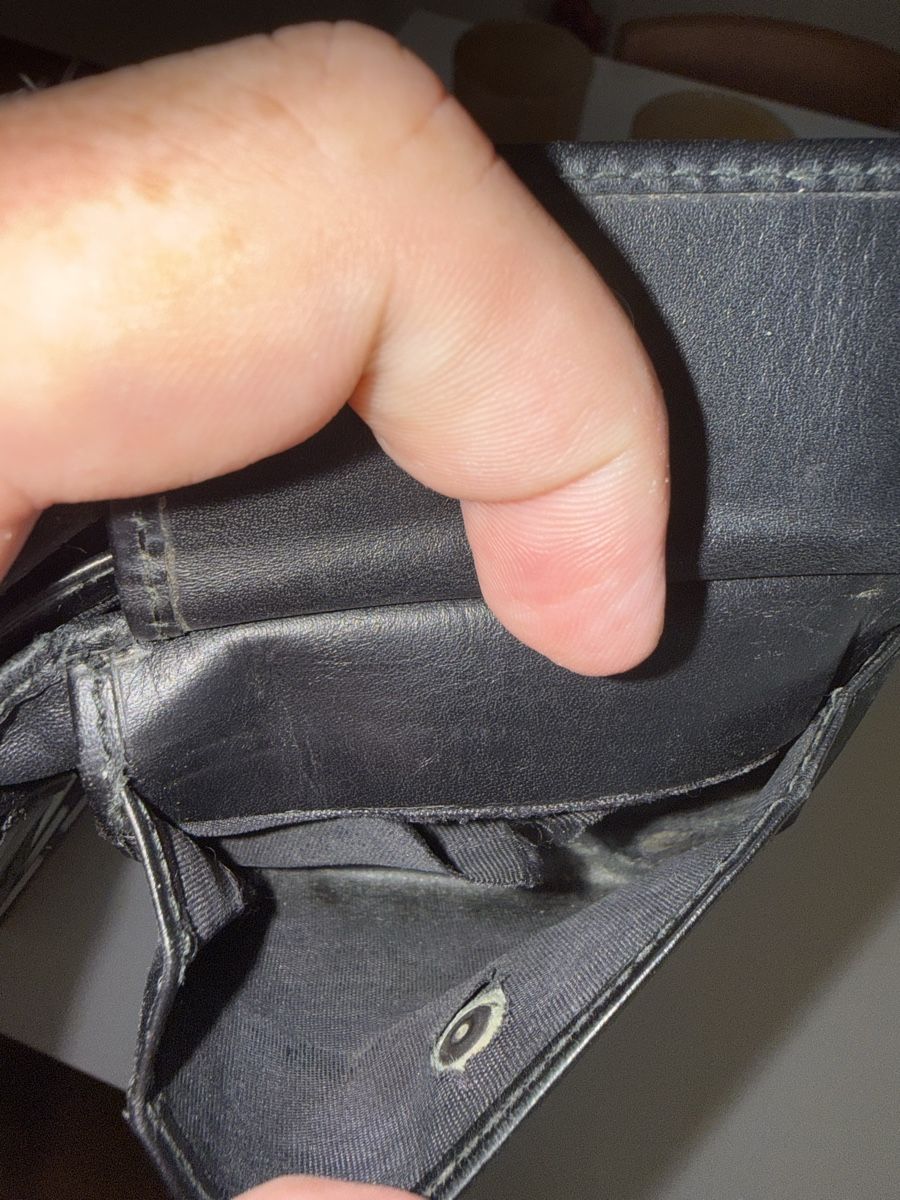 Gucci Portefeuilles: Gucci Brieftasche Schlangenmuster gebraucht – D'occasion à Meggen par boj_k8t5 4
