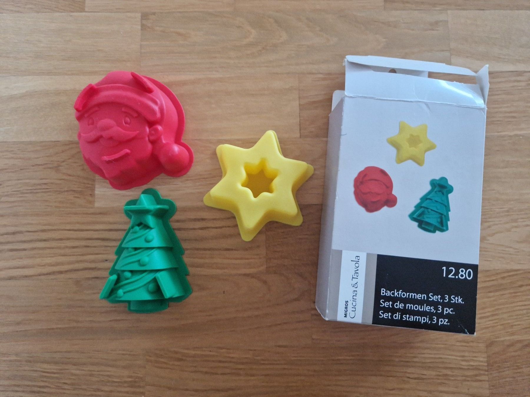Migros Teglie da forno: Neu Silikon Weihnachten Backformen Set 3Stk. – Nuovo (secondo la descrizione) da Buchs venduto da sonjaja 1