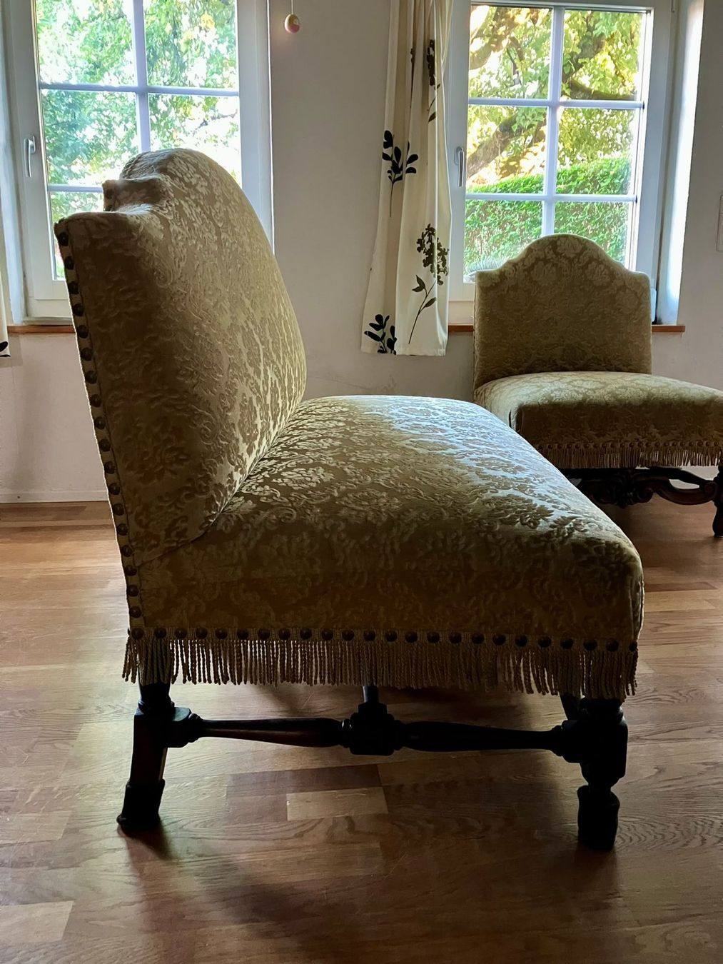 Divani: Sofagruppe 2er Sofa +2x1er Sessel mit schönen Bezügen – Usato da Oetwil am See venduto da Kukuxumusu