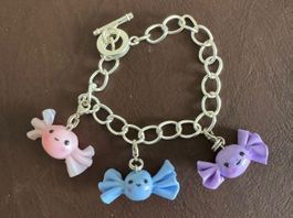 Charm Armband mit Süssigkeiten Anhänger, Handmade, Neu!
