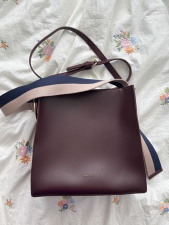 Sac à main Inyati bordeaux