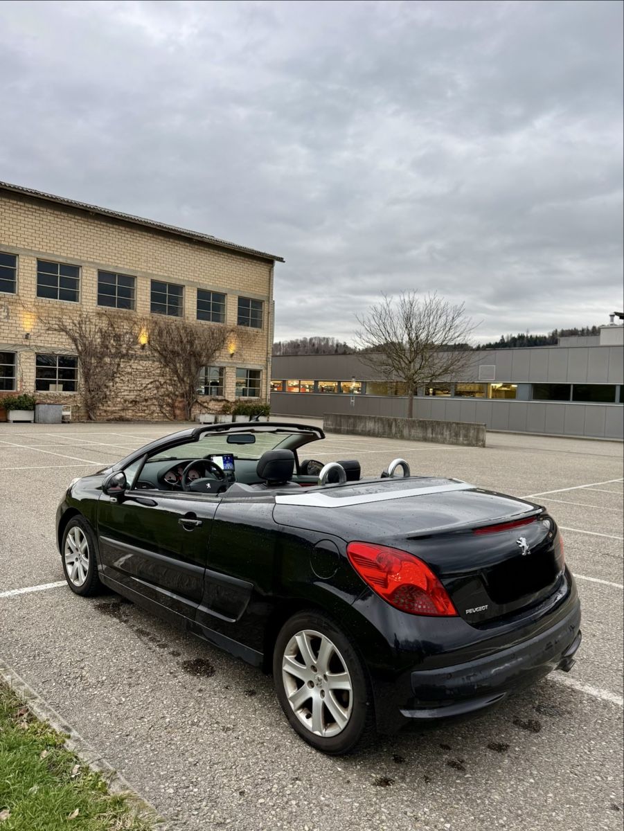 Peugeot Automobili: 207 CC Cabrio 2007 - 118.500km – Usato da Worb venduto da koc_j58s 1