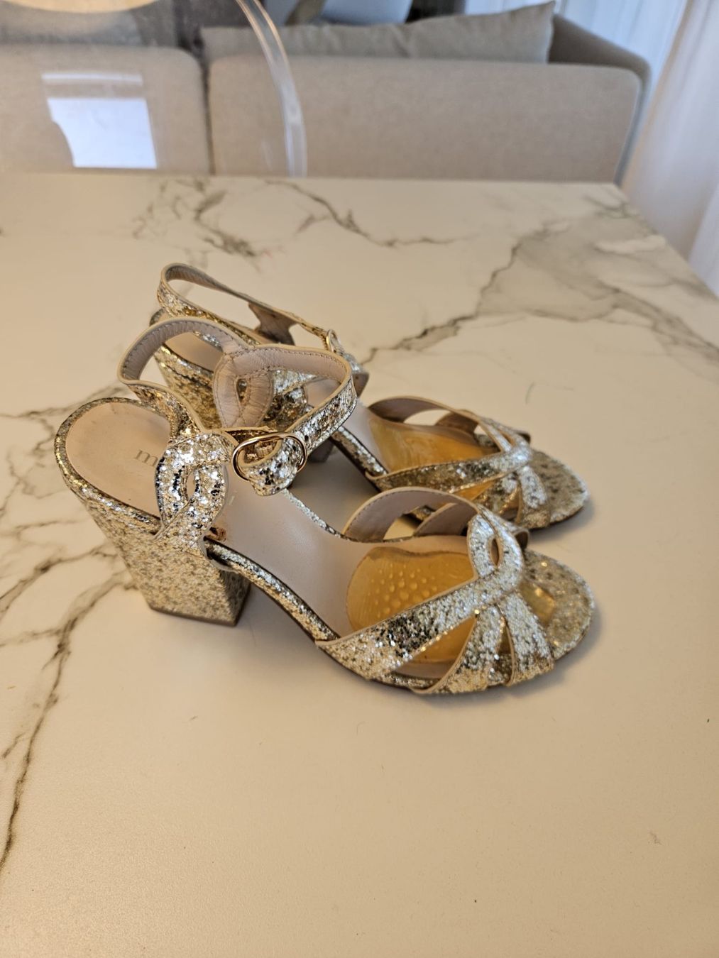 Scarpe da donna: Sandale Gold Glitzer – Usato da Lenzburg venduto da BMK. 3