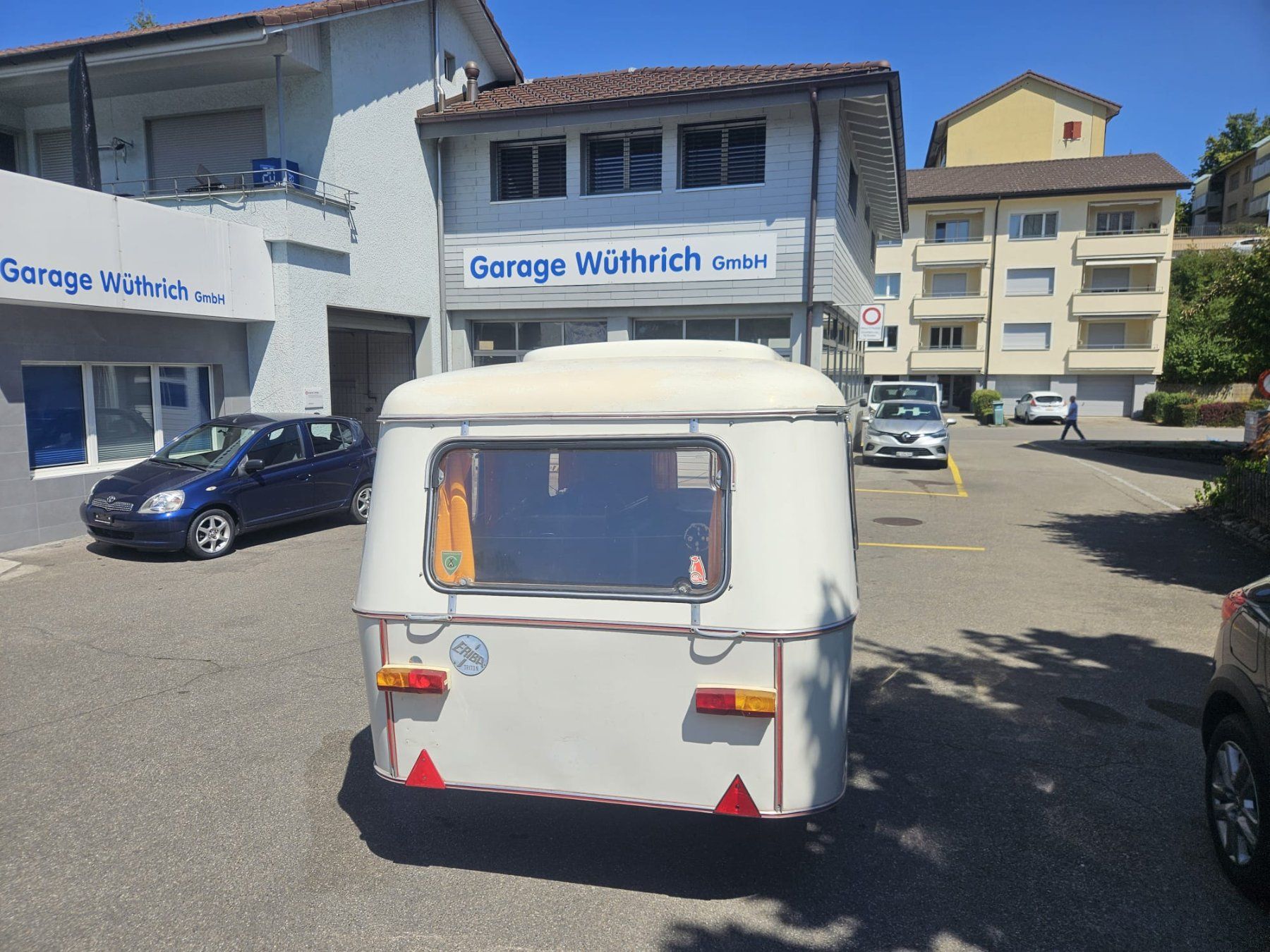 Eriba Veicoli da campeggio: Oldtimer Wohnwagen Scheunenfund Hymer Eriba Triton – Usato da Worb venduto da toyosuisse 4