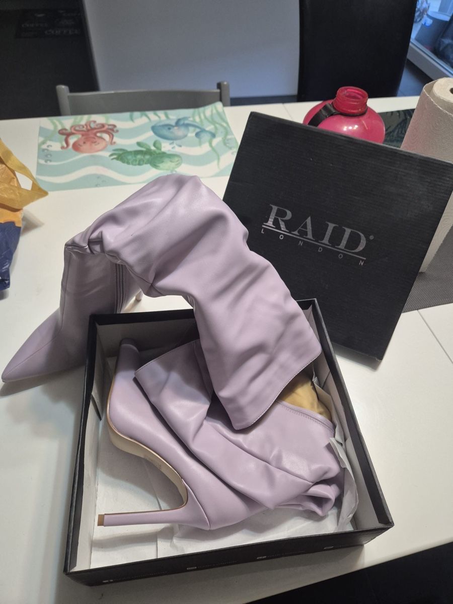 Scarpe da donna: Bottes Lilas – Nuovo (secondo la descrizione) da Concise venduto da Lae99 1