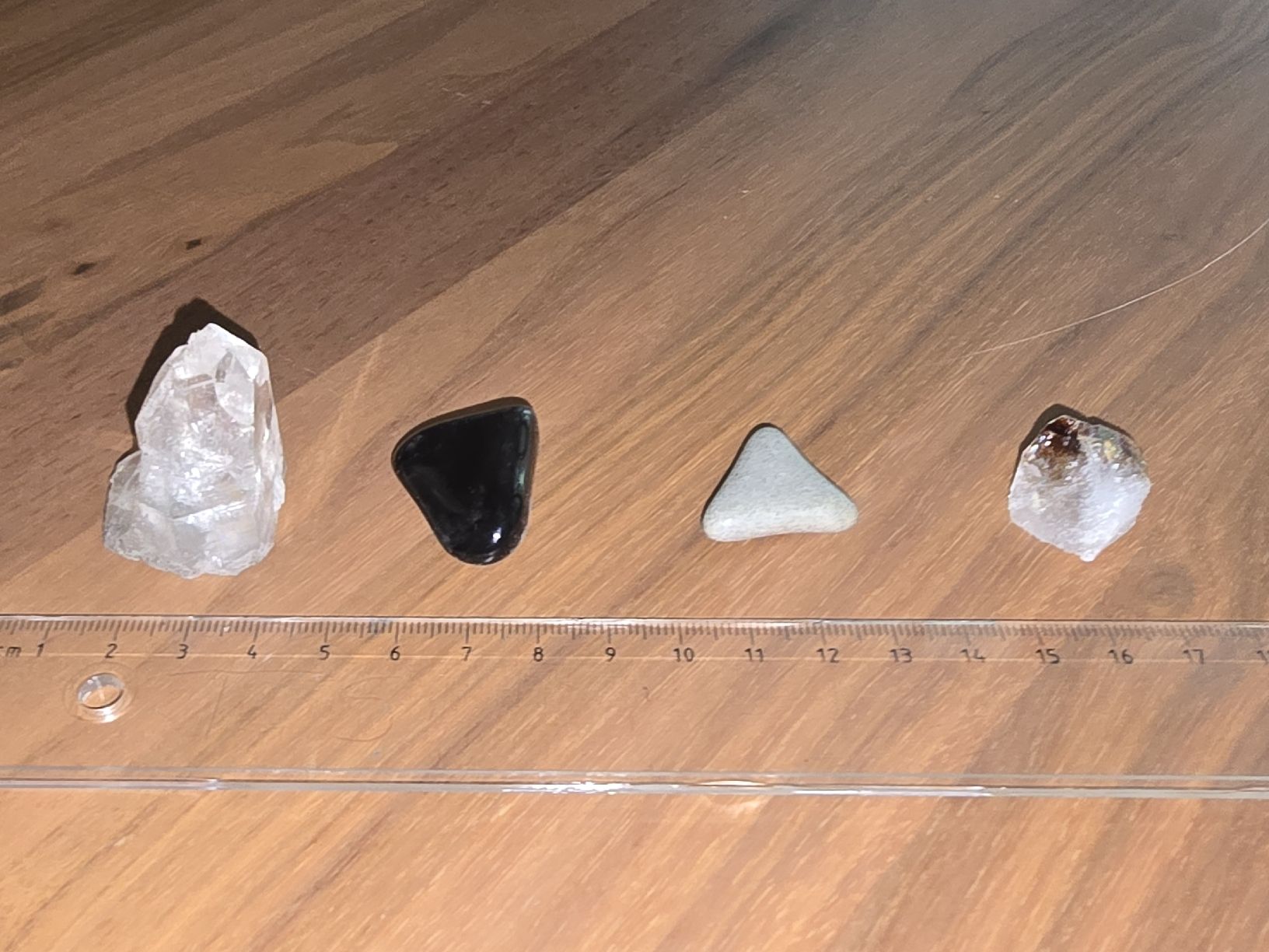 Mineralien & Heilsteine: Schöne Mineralien-Sammlung / Deko-Steine – Gebraucht aus Bern von Aemtseege 6