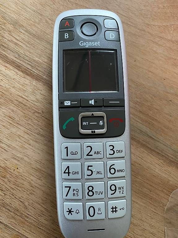Telefone: Senioren-Festnetztelefon E560HX CAT-iq – Gebraucht aus Brugg AG von FlowerStreet