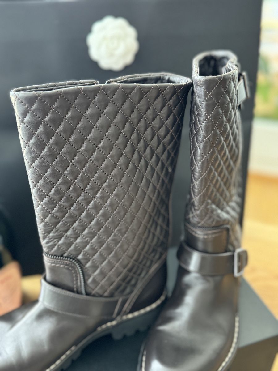 Chanel Damenschuhe: Leder Motorradstiefel n.40 – Neu (gemäss Beschreibung) aus Wallisellen von Corinne.- 3