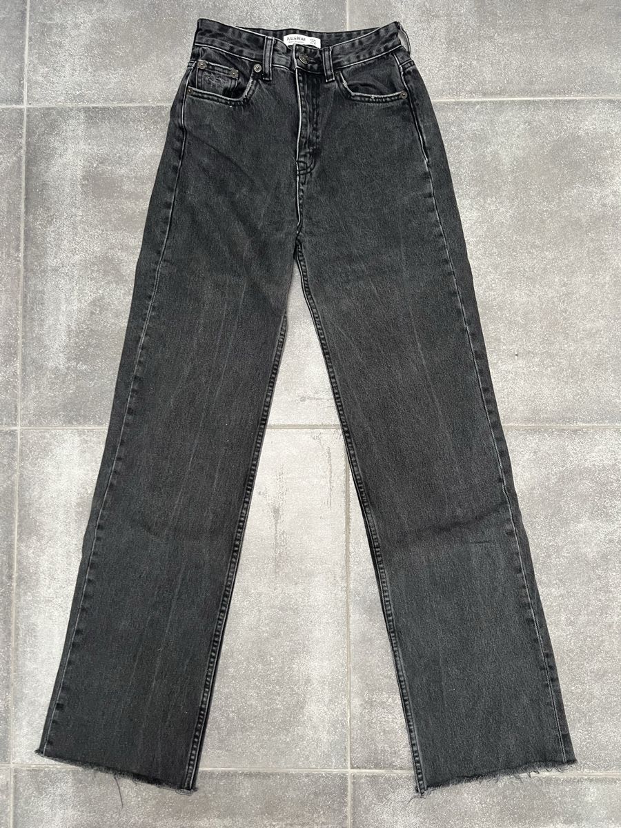 Pull&Bear Jeans: Pull & Bear Jeans Grau Straight Grösse 34 – D'occasion à Wettswil par alstel24