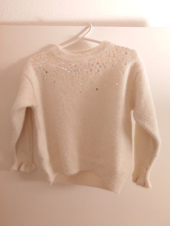 Flauschiger Mädchen Pullover weiss mit Pailletten, Grösse 98