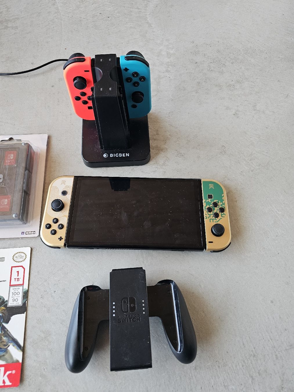 Nintendo Konsolen: Nintendo Switch OLED Bundle: Spiele, Zubehör, 1TB Speicher! – Neu (gemäss Beschreibung) aus Weggis von Sterku 1