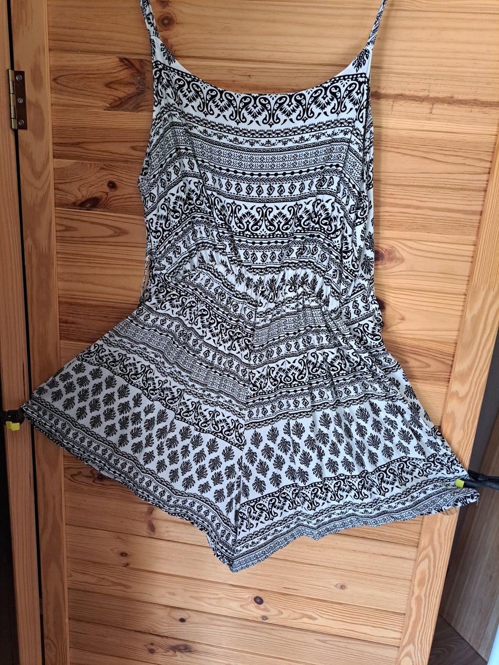 Jumpsuits: Jumpsuit, schwarz-weiss gemustert – Gebraucht aus Rafz von MuriFinn 2