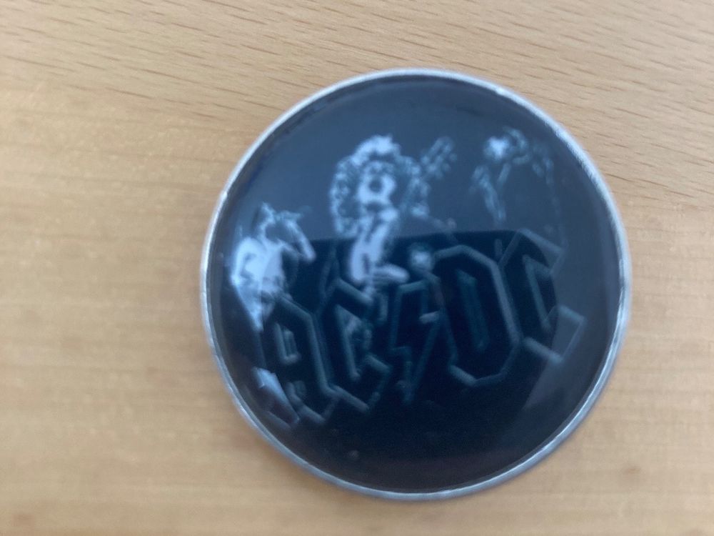 AC/DC Pin Anstecker Punk Rock Metal Pop (Neu (gemäss Beschreibung)) in ...