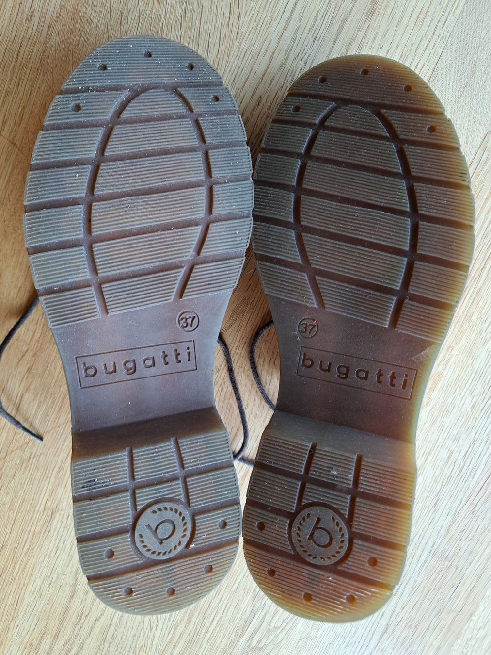 Bugatti Scarpe da donna: Bugatti Damenschuh 37 – Usato da Meggen venduto da Ricardokoch 3