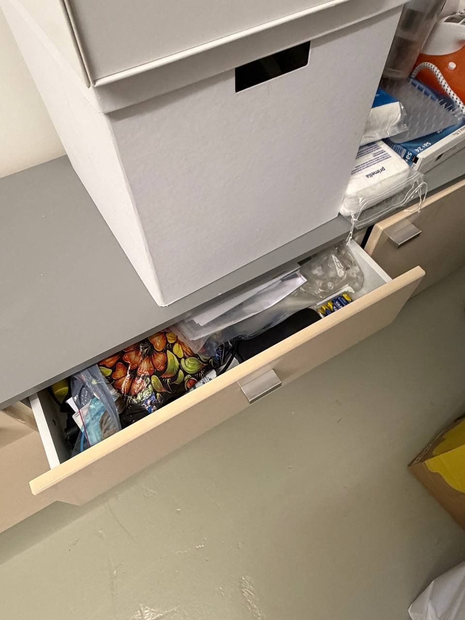 Commodes: Kommode / TV-Möbel – D'occasion à Zug par Coca99 1