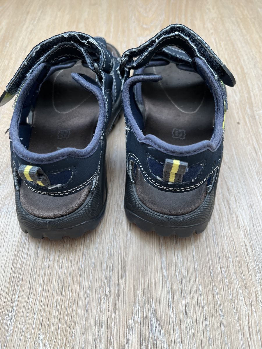 Scarpe per ragazzi: Sandalen von Twisty Gr. 32 – Usato da Sulz AG venduto da Zissi31324 1