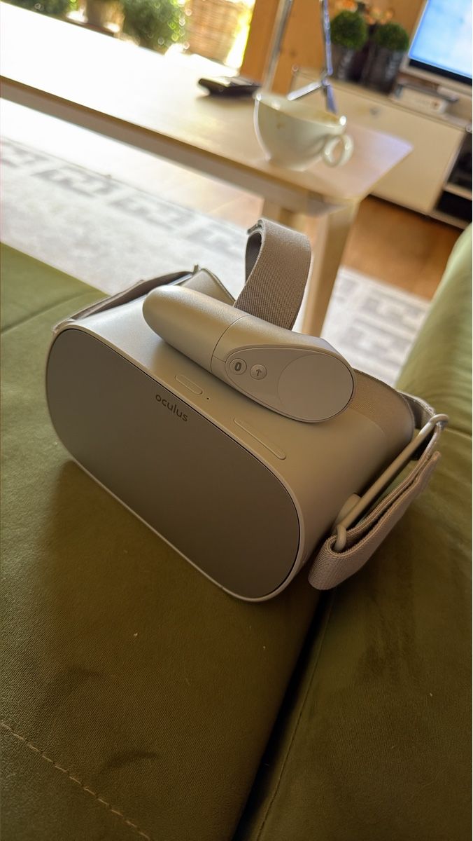 Meta Casco VR: VR-Headset Oculus Go grau gebraucht – Usato da Egg b. Zürich venduto da Serhat-hoerler