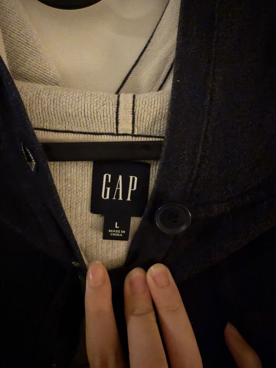 Gap Maglioni & Felpe: Gap Navy Hoodie Size L – Usato da Luzern venduto da ang_vgh6 1
