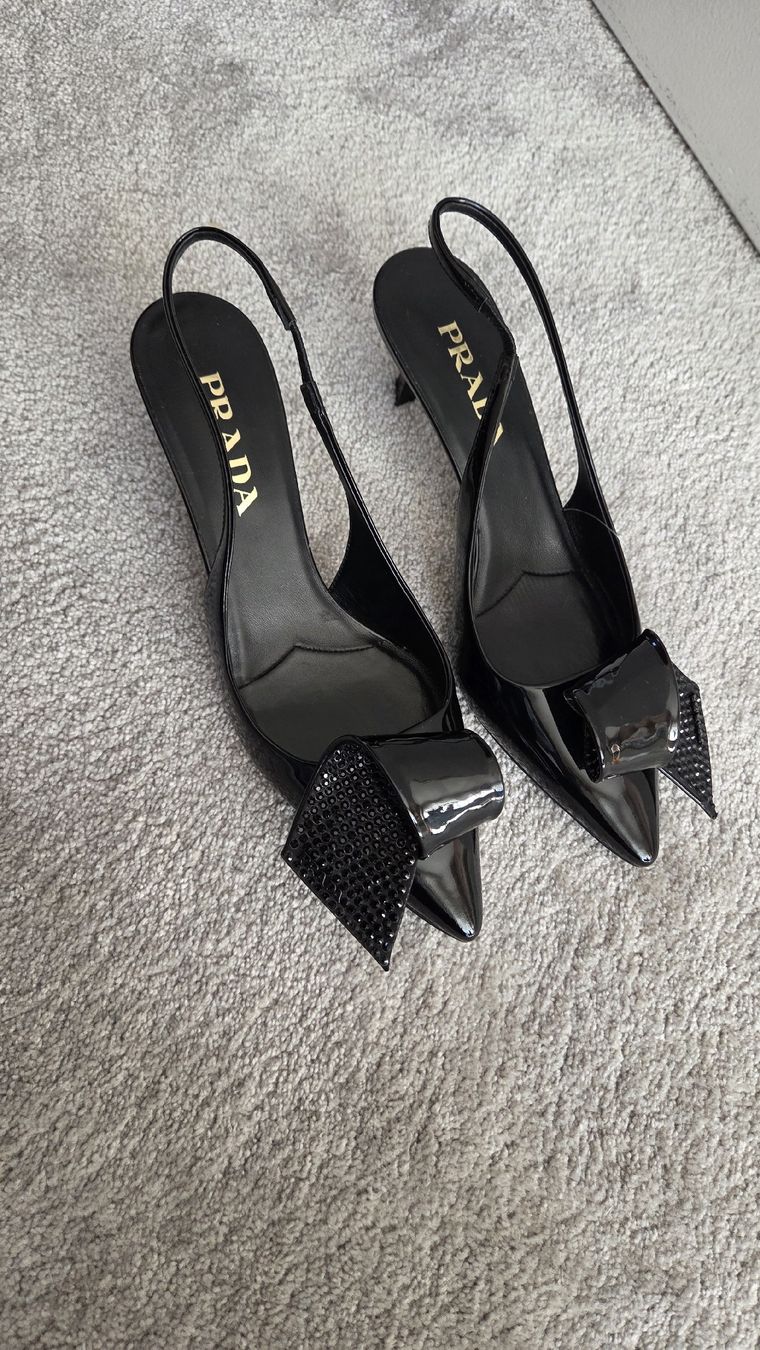 Damenschuhe: Prada Pumps. Grösse 37 – Gebraucht aus Frick von mlpreloved 2