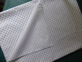 Patchwork Baumwolle - blaues Motiv auf weiss - 42 x 65 cm