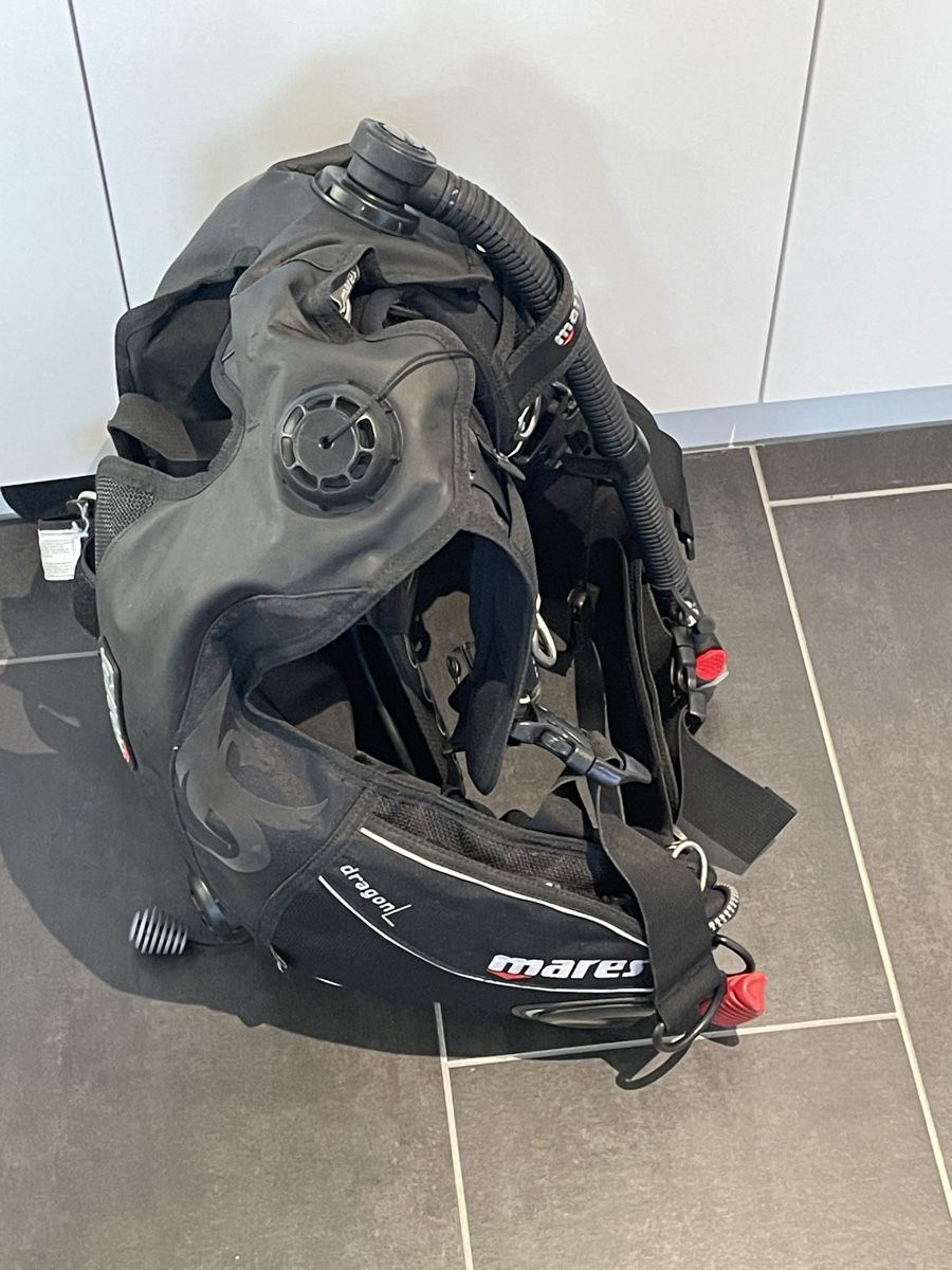 Mares Respiratori & Giubbotti: Mares Dragon Tarierjacket (Größe XS) – Usato da Böckten venduto da Dive-green 5
