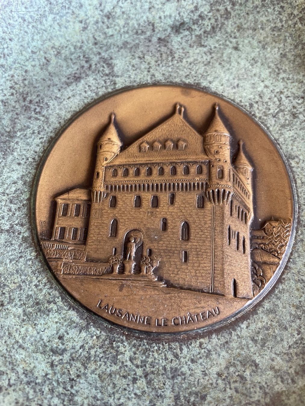 Piatti: Ancienne assiette décorative Lausanne Le Château – Usato da Lausanne venduto da Elpi2014 3