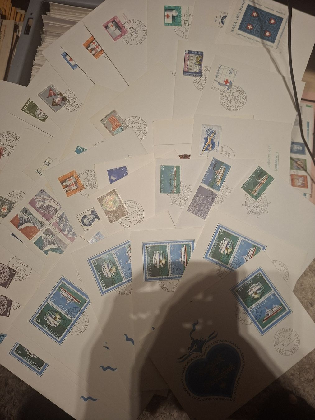 Alle Briefmarken: Kiste mit FDC / Briefen und diversem – Gebraucht aus Balgach von SIMEON27 4