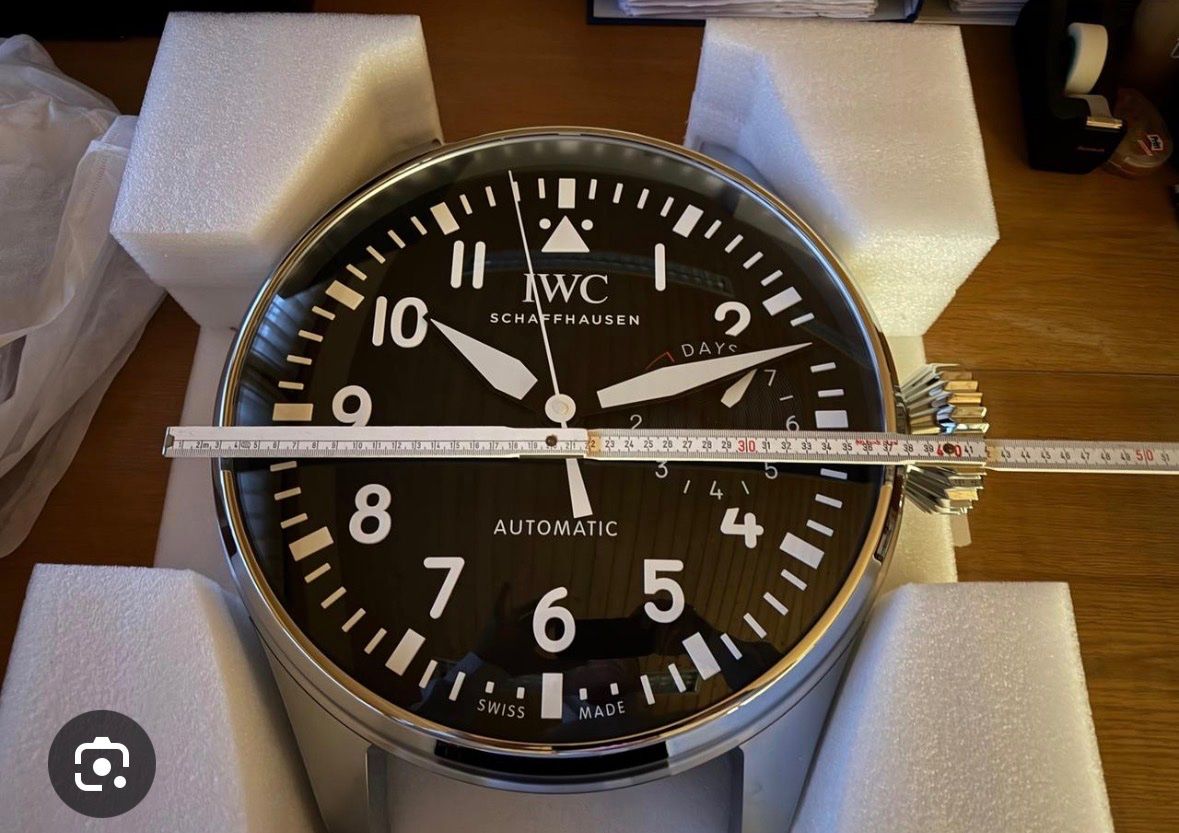 IWC Uhren: IWC Schaffhausen Wanduhr Automatic Pilot Grosse neu – Neu (gemäss Beschreibung) aus Schluein von Manuskimanguy